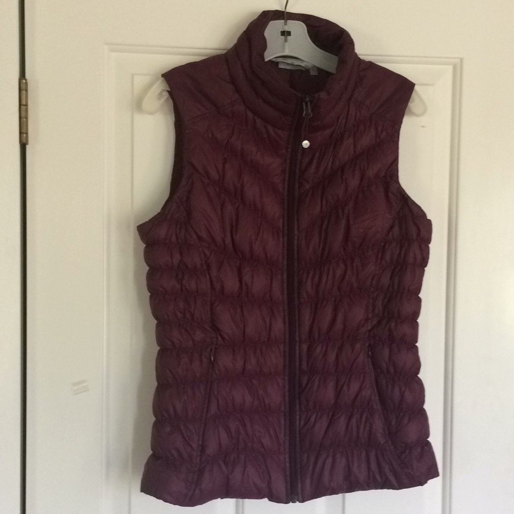 Athleta Downalicious Goose Down Vest Raspberry Med